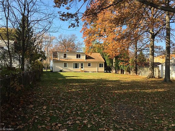 This is a fantastic back yard for Rocky River. The lot is over 1/3 acre! Great combination of mature