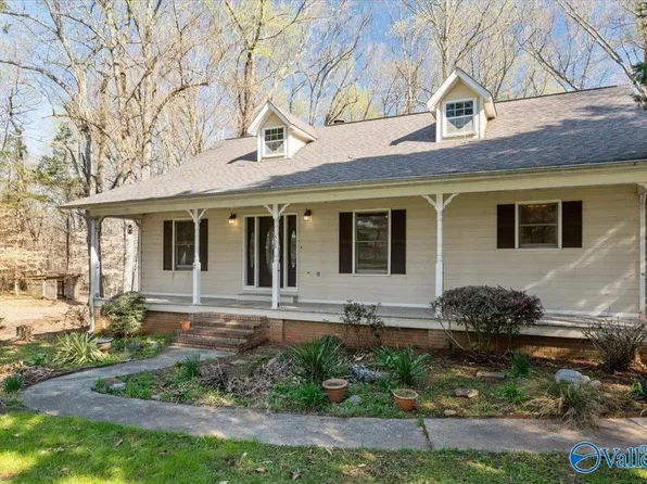 509 Mulberry Rd, Hazel Green, AL 35750