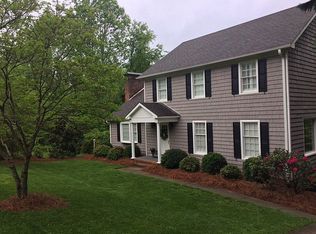 131 Pine Knoll Dr, Mount Airy, NC 27030