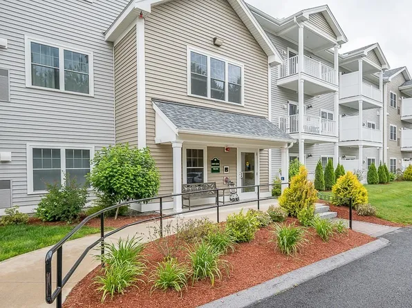 3302 Briarwood Vlg #3302, Clinton, MA 01510