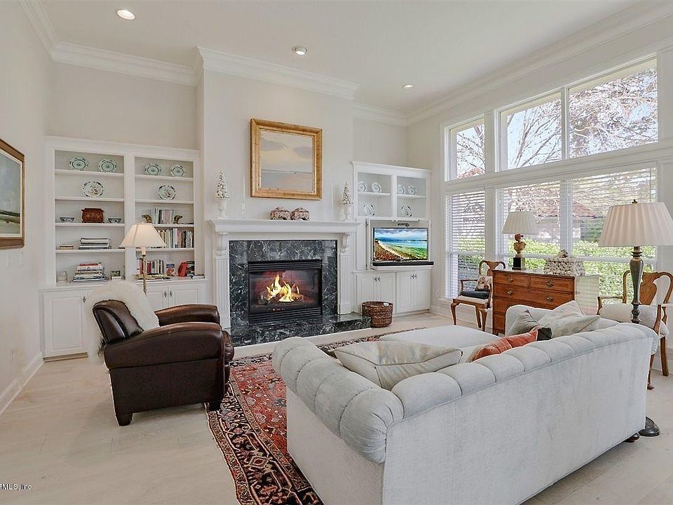 1st image of 125 Retreat Pl