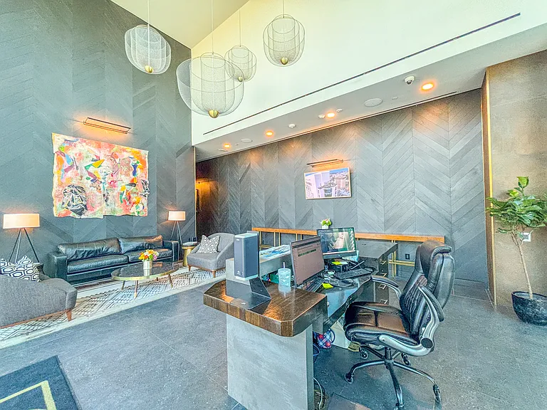 123 Lexington Ave #1402 — Photo 30