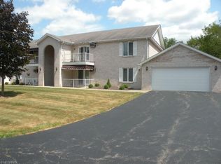905 Auburn Hills Dr UNIT 2, Youngstown, OH 44512