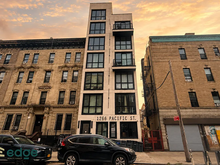 1266 Pacific St #3G — Photo 11