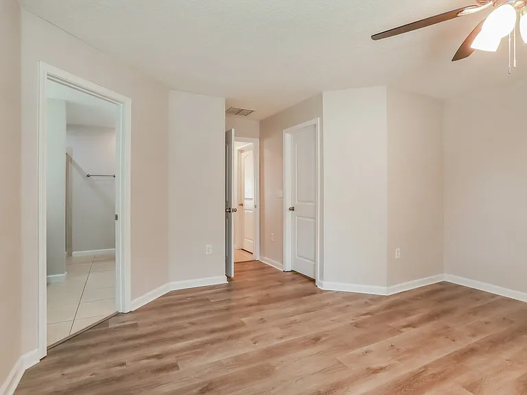 3315 Hidden Meadows Ct — Photo 10
