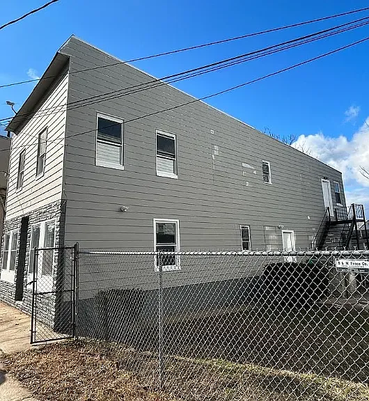 348 Carnegie Pl — Photo 6