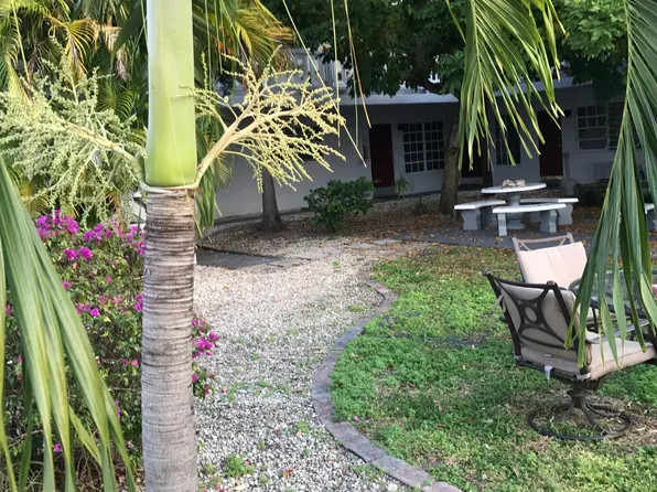 1320 N Dixie Hwy #6, Fort Lauderdale, FL 33304