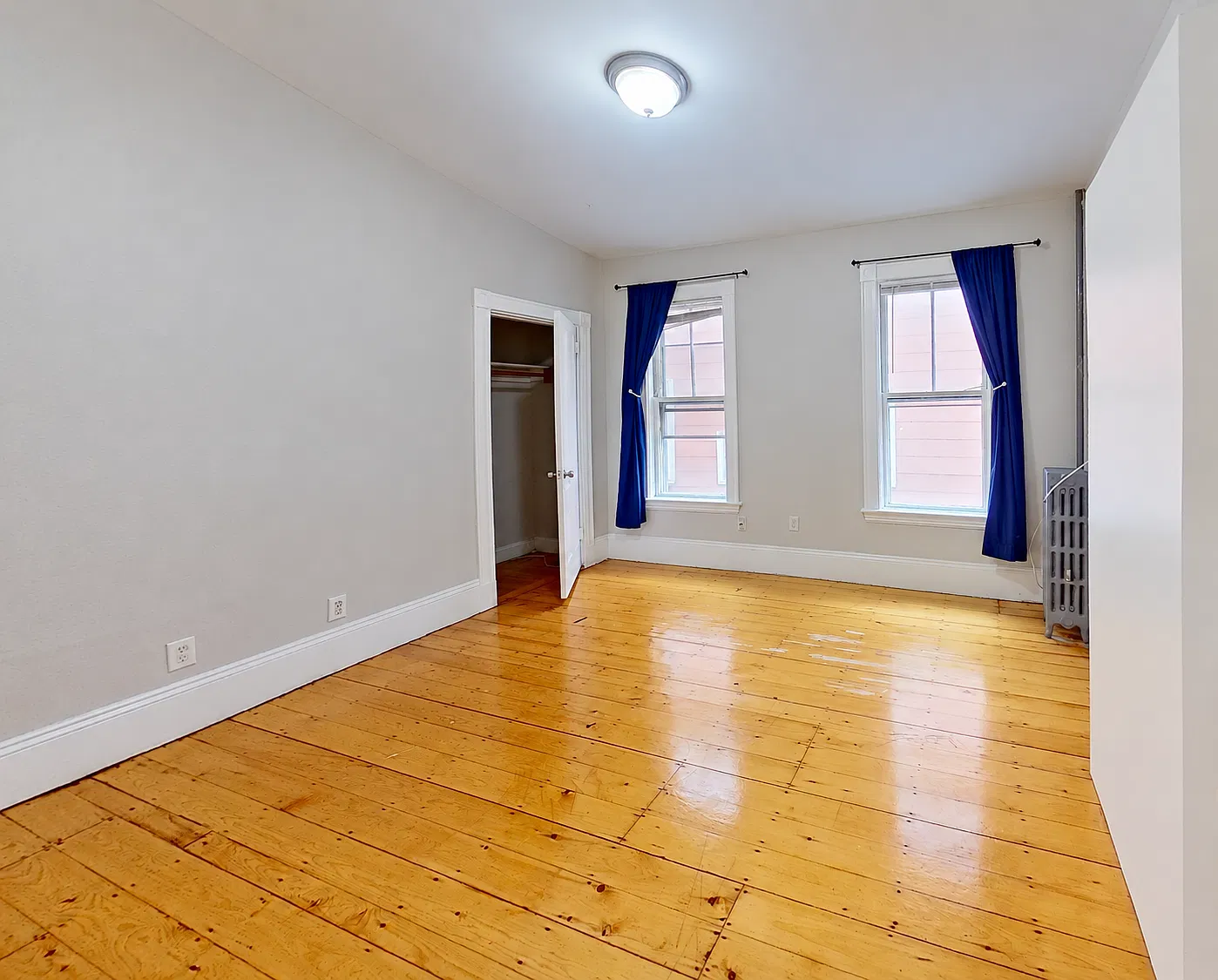4 bed, $5,595 — Photo 4