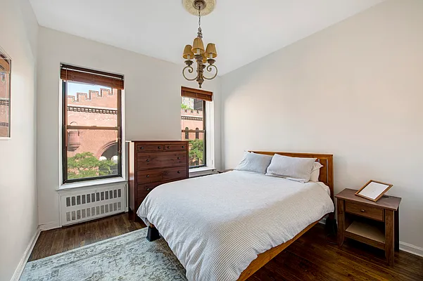 Rented by Compass | media 14