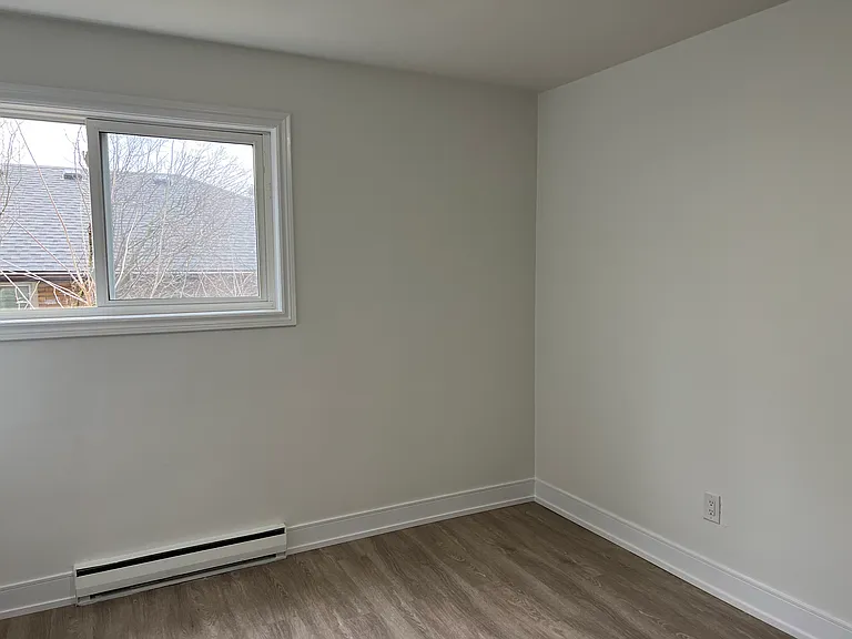 61 Ballantyne Ave #12.5 — Photo 4