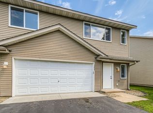1233 Willow Trl, Farmington, MN 55024