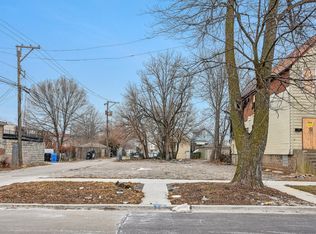 2948 E 82nd St, Chicago, IL 60617