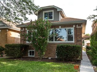 6126 W Newport Ave, Chicago, IL 60634