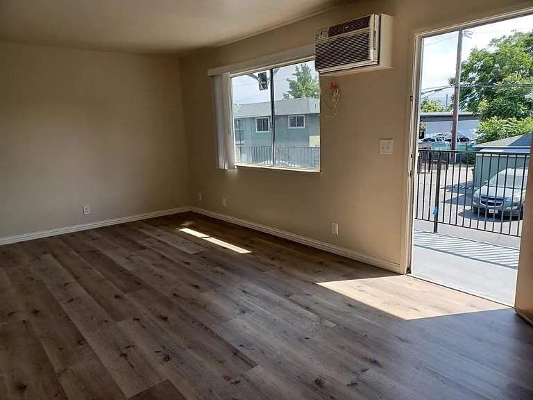 7190 Eigleberry St #18 — Photo 6