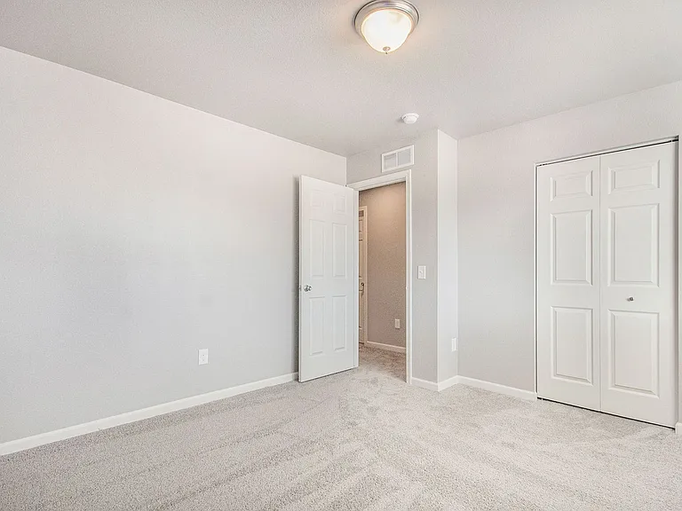5233 Bittersweet Dr — Photo 42