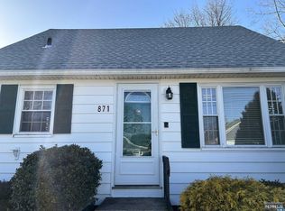 871 Edel Ave, Maywood, NJ 07607