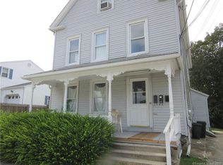 33 High St, Groton, CT 06340