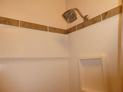 4th image of 3105 Butler Ave