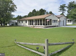 36382 Park Cir, Ocean View, DE 19970