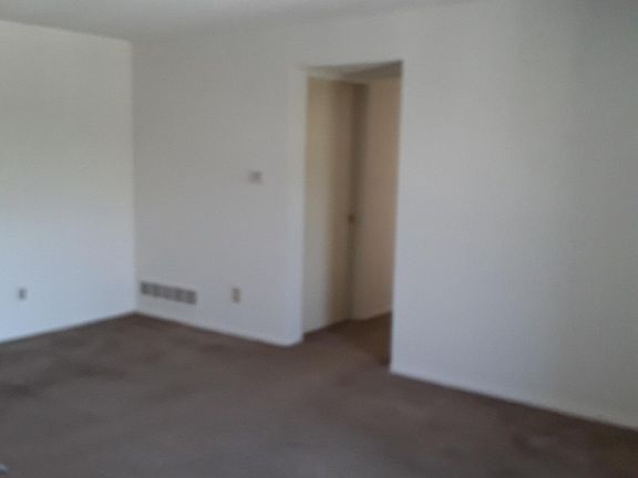 4th image of 708 Gordon Smith Blvd APT 6