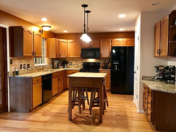 Updated kitchen - granite