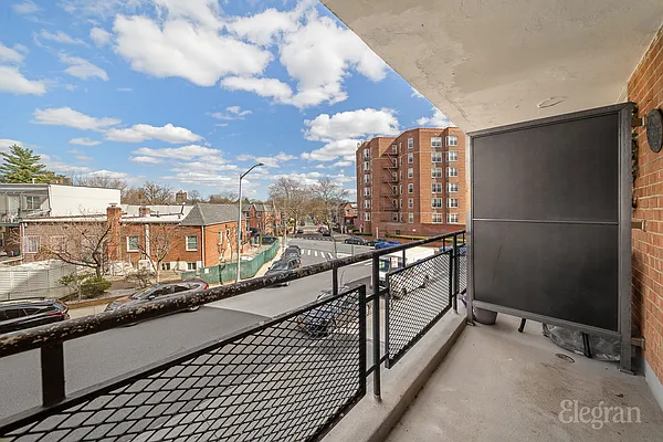 Sold by Elegran | media 2