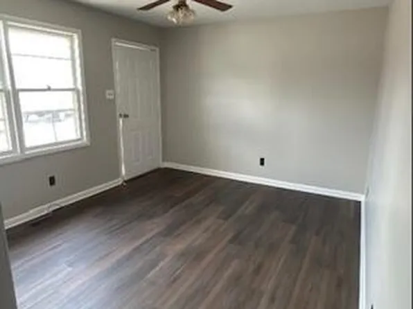 3809-3809 Nassau Cir #1-3J, Hopkinsville, KY 42240