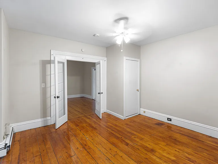 469 W Fountain St #2 — Photo 5