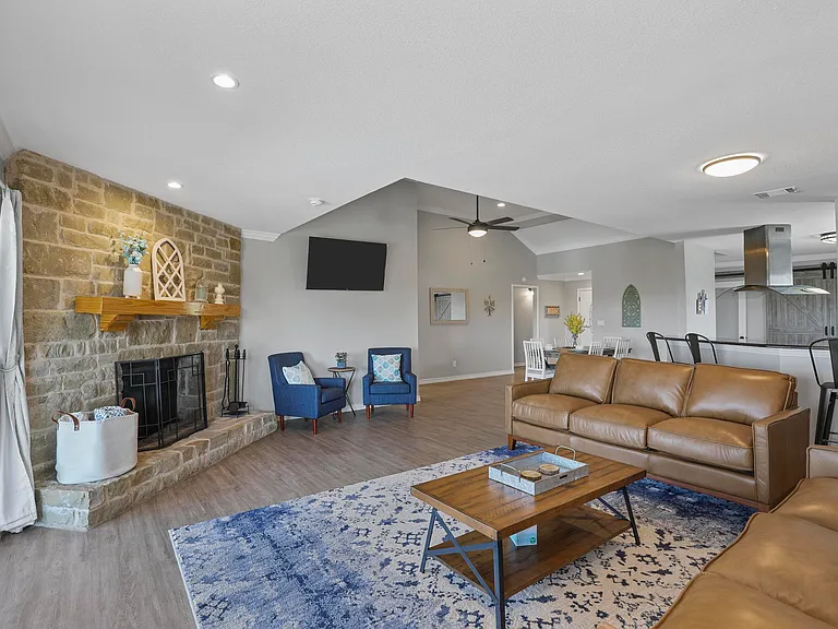 4120 Ballard Trl — Photo 7