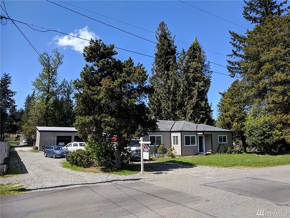 1st image of 10204 67th Ave E