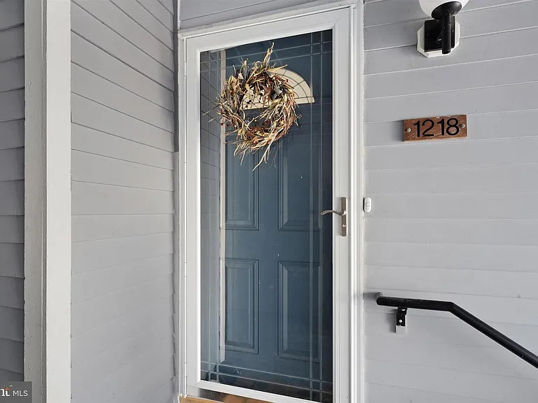 1218 Aspen Dr — Photo 1