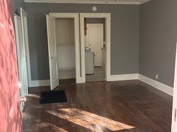 1705 Fontainebleau Cres APT 2, Norfolk, VA 23509
