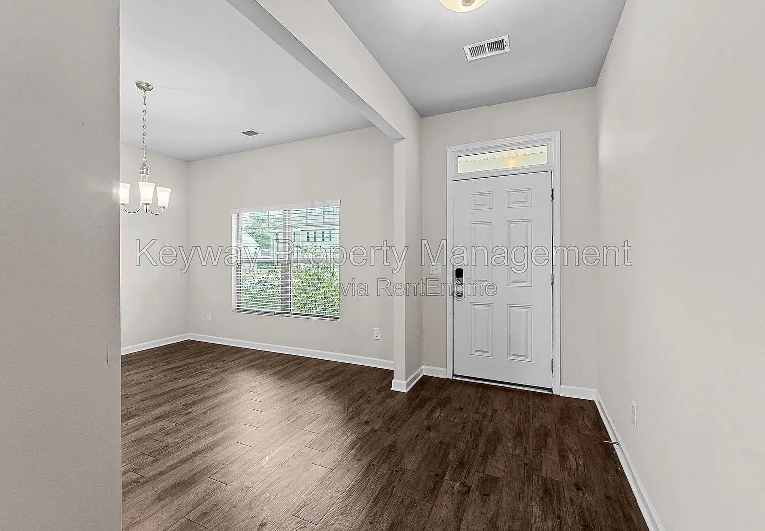 5 bed, 3.0 bath, 2511 sqft, $2,435 — Photo 3