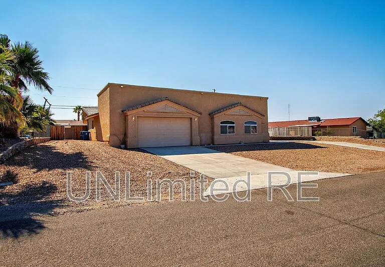 2510 Hacienda Pl — Photo 2