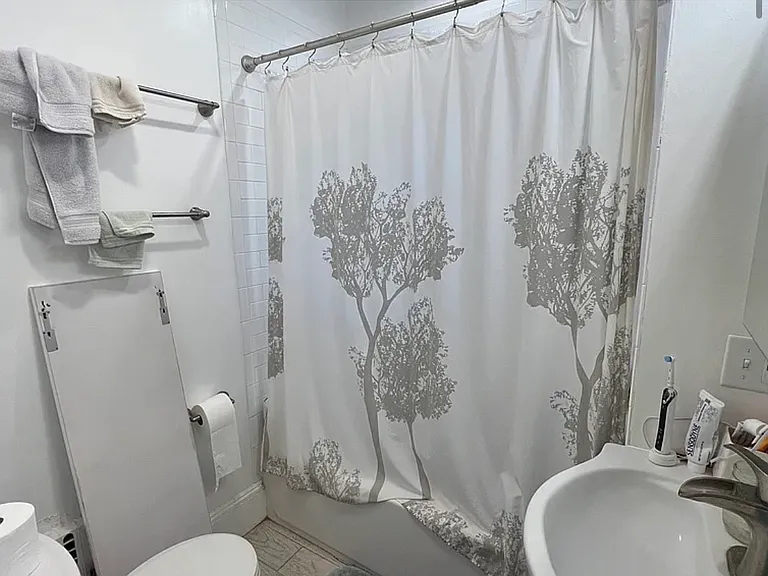 46 Gorham St #2 — Photo 6