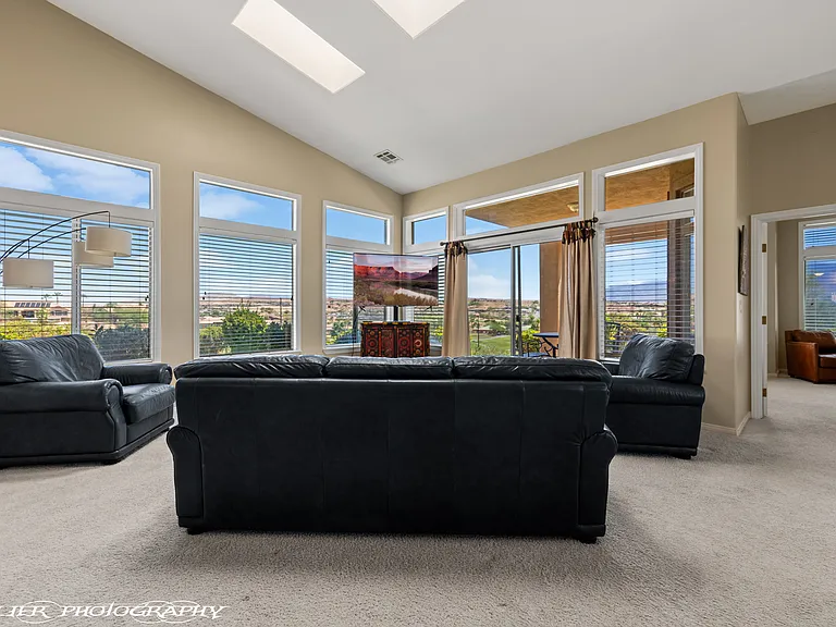 725 Ventana Cir #1 — Photo 9