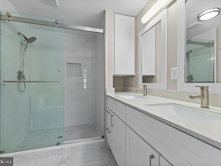 4305 Birchlake Ct — Photo 21