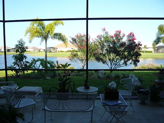 5th image of 1221 River Reach Dr