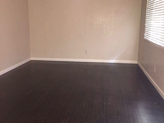 3rd image of 627 T St #T