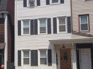 46 L St, South Boston, MA 02127
