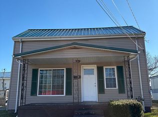 201 S Hill St, Grayson, KY 41143