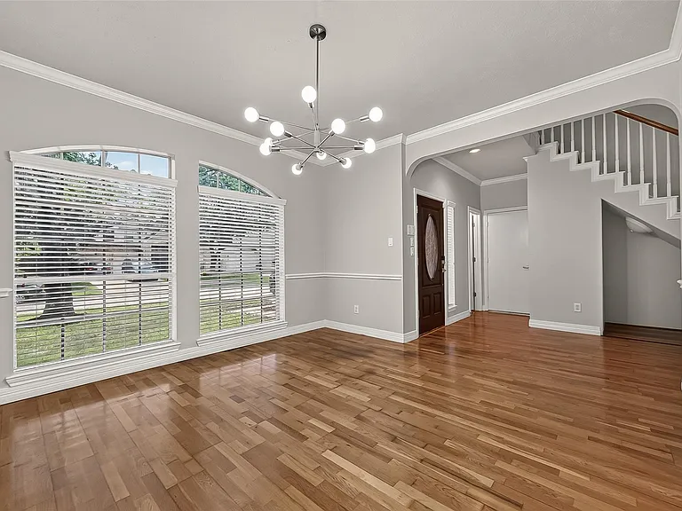 1522 Brook Grove Dr — Photo 6
