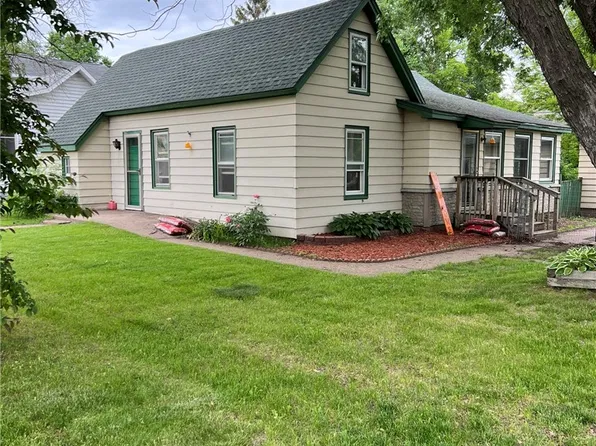 1004 Garfield Avenue, Altoona, WI 54720