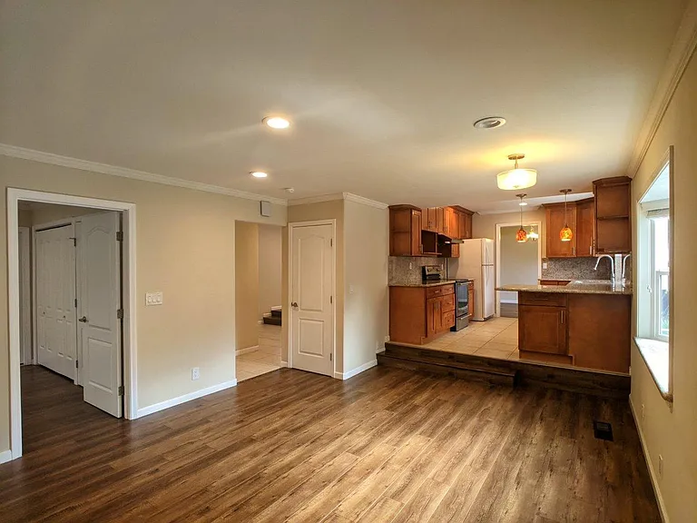 1032 Cassia Way — Photo 11