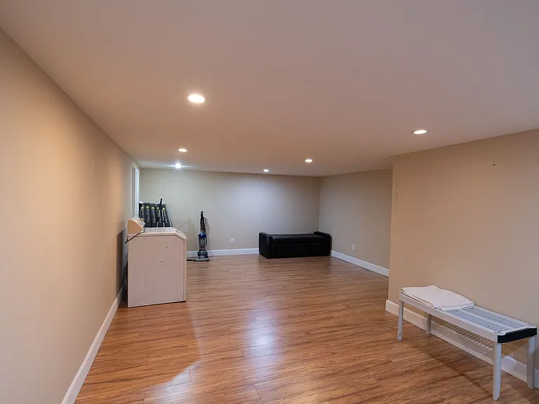 6407 Dix St — Photo 17
