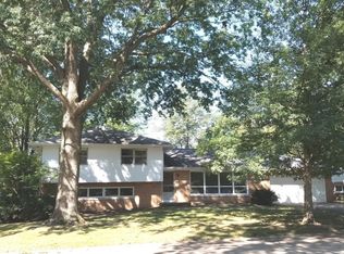 2209 S Cottage Grove Ave, Urbana, IL