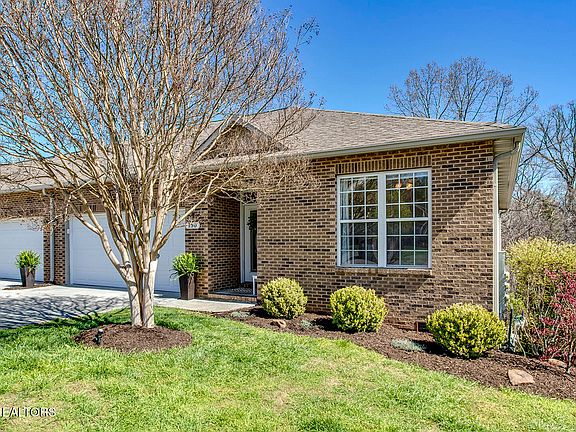 2nd image of 150 Sunset View Loop