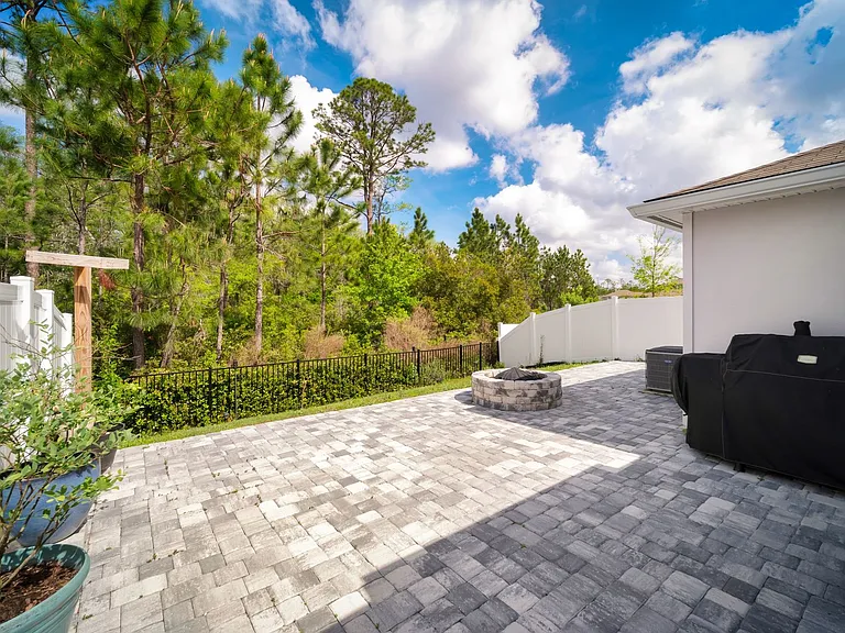 6092 Bucking Bronco Dr — Photo 23