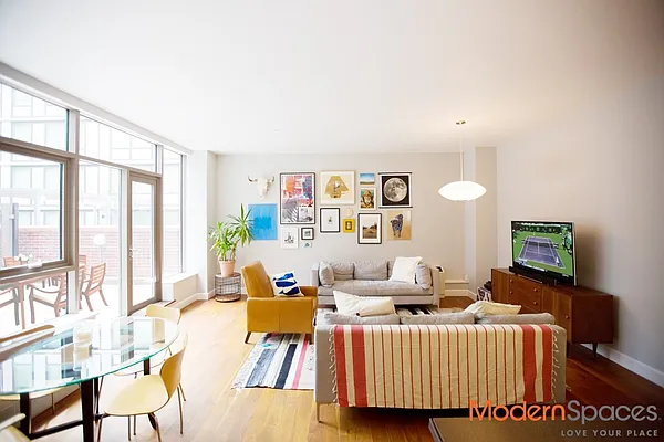 Sold by Modern Spaces | media 20