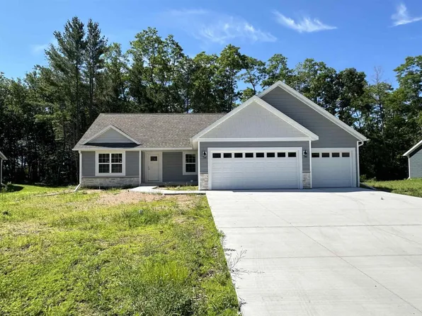 2530 TRAILS MEET CIRCLE, WI 54481